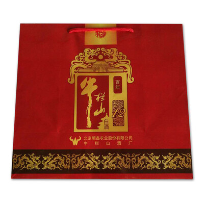 

Gift bag for Niulanshan 100 years red 12 years 53 degrees 500ml