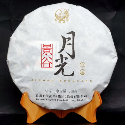 

Xiaguan Jinggu Yue Guang Bai Moonlight White Pu'er Pu-erh Tea Cake 2016 360g Raw