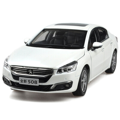 

118 scale Peugeot 3008 2016 white diecast model car