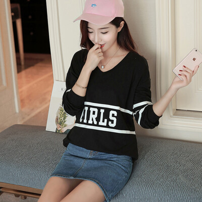 

VIVAHEART Korean version of the bottomed shirt printed letters in the long paragraph loose bat sleeves V-neck T-shirt female VWTC172233 black uniform