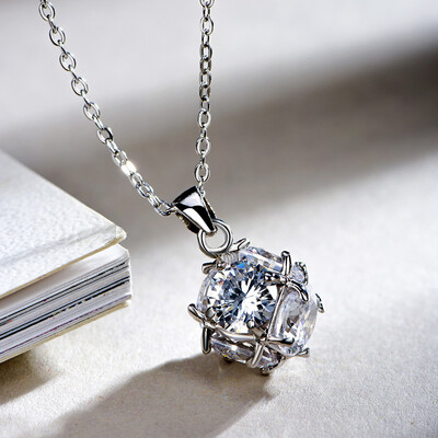 

Yimen clavicle necklace female simple Japanese and Korean version of silver pendant accessories necklace wild pendant to send girlfriend Valentine's Day birthday gift