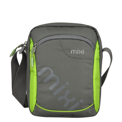 

Mi Xi fashion leisure sports package men&39s small shoulder bag Messenger bag fight color simple vertical paragraph satchel bag male bag light green 10 inches M5208