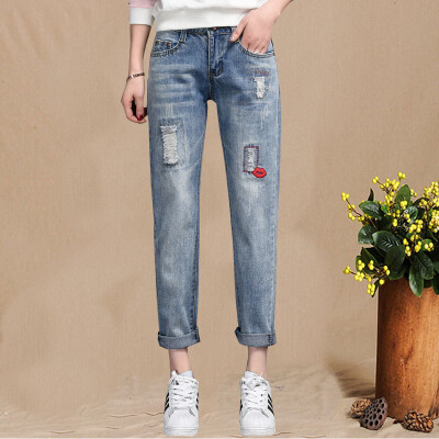 

VIVAHEART Cave Jeans Female Korean Stretch Embroidered 9 Minute Feet Hulan Pants Big Size Pants VWKN172244 Light Blue 27