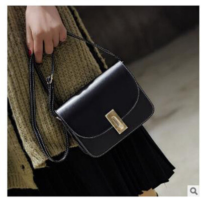 

2017 new small square Korean version of the long lock lady shoulder bag diagonal package leisure small satchel