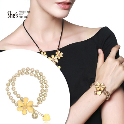 

shes Qian Zi jewelry bracelet gift hand drip flower bracelet practical yellow