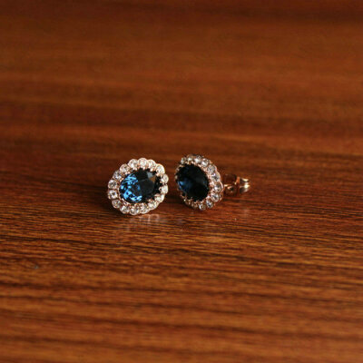 

Yoursfs@ Female Vintage Round Shape Stud Earrings For Women Austrian Crystal 4 Colors Earrings Jewelry Hot Sell