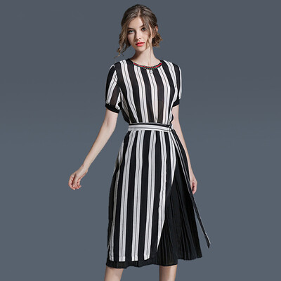 

2017 New Fashion black and white stripe Printing Dress Slim A-lineskirt Relaxation Party Office Exercise Women's Dress