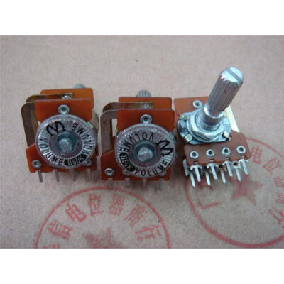 

Li Yang 16 type double -tap potentiometer B50K B100K [ with step 40 points ]-25MM