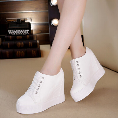 

OUDINIAO Sports and Leisure Shoes European and American fashion within the small white shoes