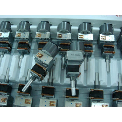 

18 type wiper motor potentiometer B30KX2-handle length 30MM half