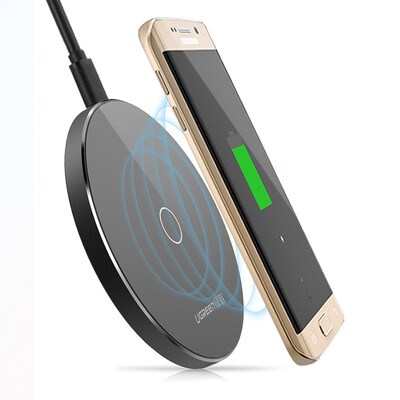 

Green Samsung S8 wireless charger desktop QC2.0 wireless fast charge charging board fast charging base support Samsung mobile phone S8 + / S7 edge / S6 edge + 30570