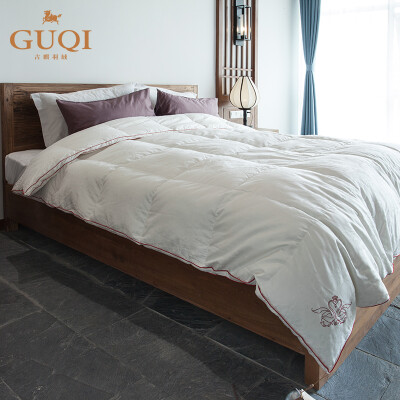 

Qilin Songzi Goose Down Quilt