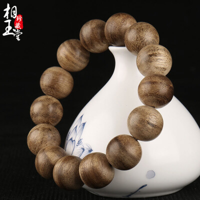 

Phase Yutang 【Original logs】Kaliman Dan Shenxiang Buddha beads hand string16mm old wood chalk Sweet and elegant incenseAlpine soi