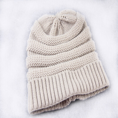 

Autumn and winter fashion men and women woven wool cap Europe and the United States warm knitted hat