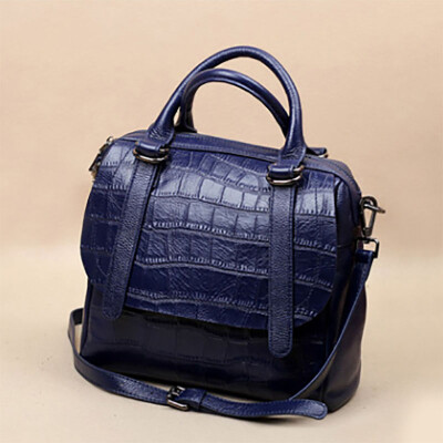 

2017 new crocodile pattern leather quilts handbag fashion casual simple wind portable shoulder bag large capacity Messenger bag