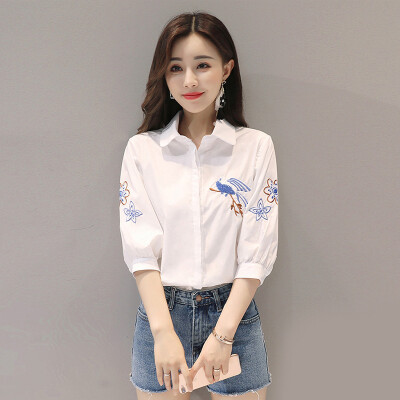 

Fort Sheng 2017 new women's fall POLO collar conventional straight embroidery embroidery seven-point sleeve lantern sleeves single row more buckle shirt yzKFG7078 white