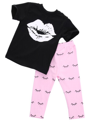 

newborn infant baby girl child batman t-shirt pants on