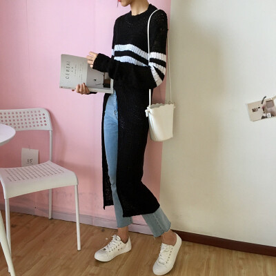 

2017 early autumn female retro in the long section of the striped striped long-sleeved thin sweater wild was thin knitted shirt