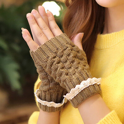 

2017 Ladies short lace gloves autumn winter solid color knitted warm gloves typing cute dew exposed gloves