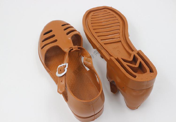 猪笼鞋男懒人拖鞋大夏天解放塑料猪笼鞋监狱风云同款鞋驾驶员胶凉鞋