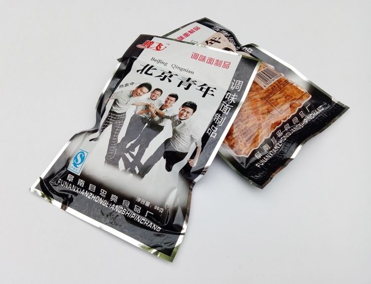 云舵 北京青年辣条 5袋 80后怀旧零食 腾飞北京青年辣条童年麻辣辣条