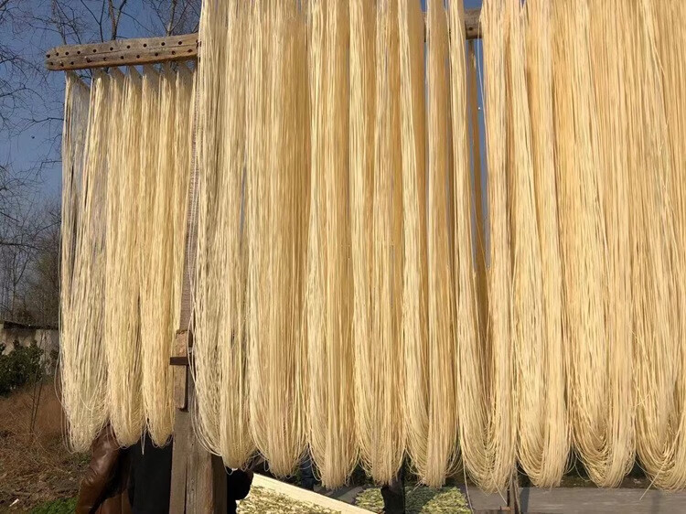 安徽特产纯手工挂面面条六安苏埠农家超细空心咸长寿面龙须面碱面 十