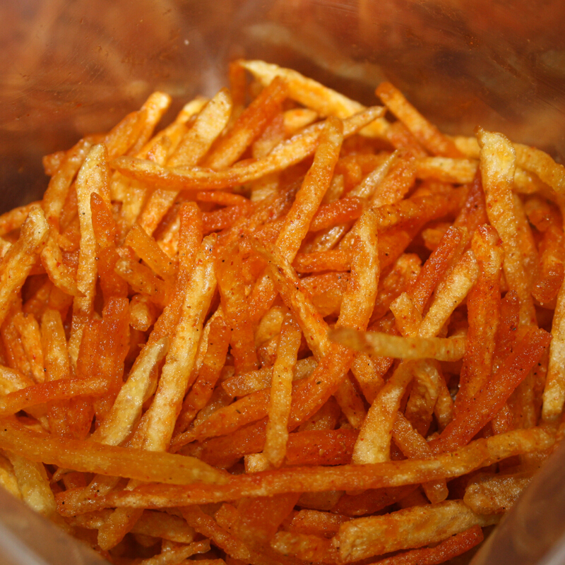 贵州毕节大方土特产现炸香脆麻辣土豆片土豆丝散装小零食薯片辣条500g