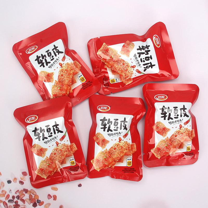 卫龙亲嘴软豆皮散称500g川香麻辣味手撕辣片小包装网红辣条小零食