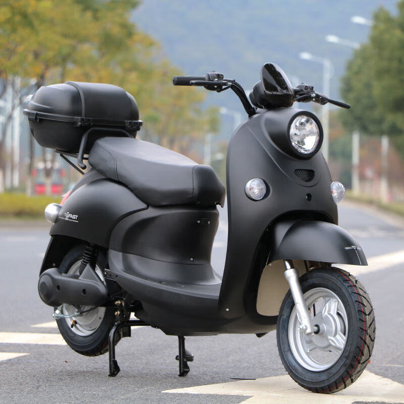 新款小龟王电动车男女士成人60v电摩电瓶车72v双人代步踏板电动车