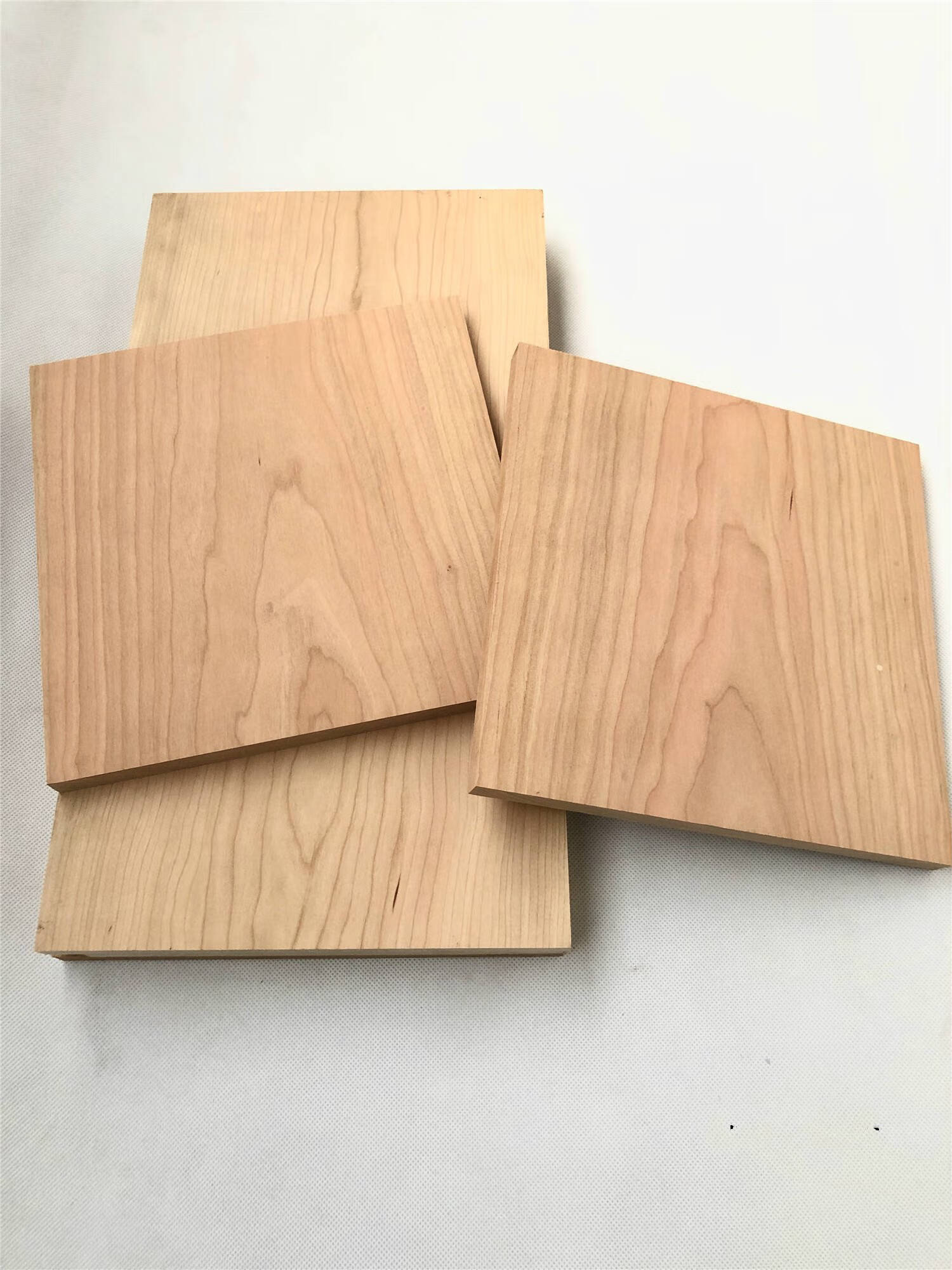 美国红樱桃木 木雕料 diy木料 小料实木料木方 小木块 手工雕刻料 15*