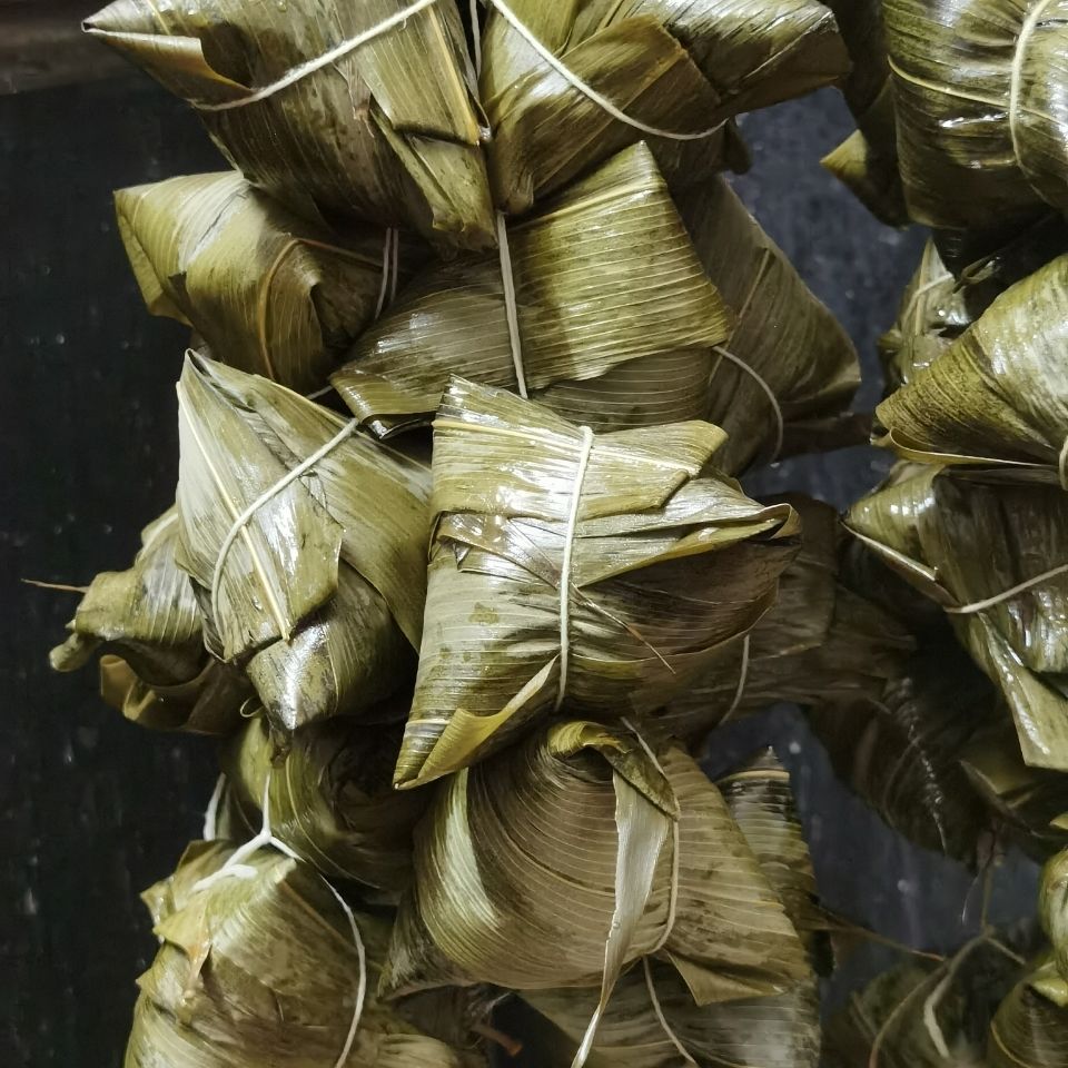 广东惠州产客家高潭灰水粽甜粽豆沙手工碱水粽子糯米粽礼盒8个真空