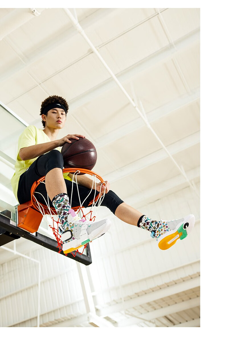 11预售】安踏篮球鞋男鞋轻狂2代kt汤普森冬季低帮实战外场网面透气