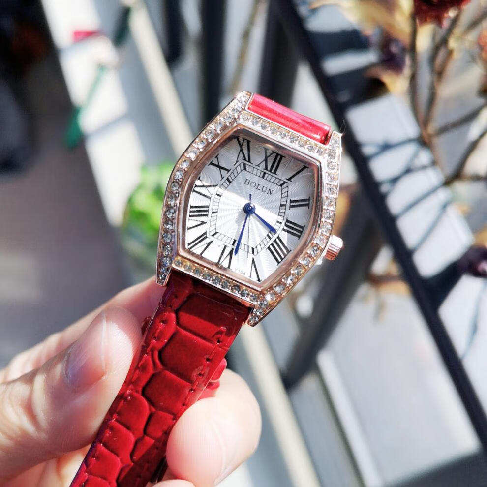 2022新款博伦bolun新款手表酒桶环钻女表皮带休闲腕表女士时尚潮流全