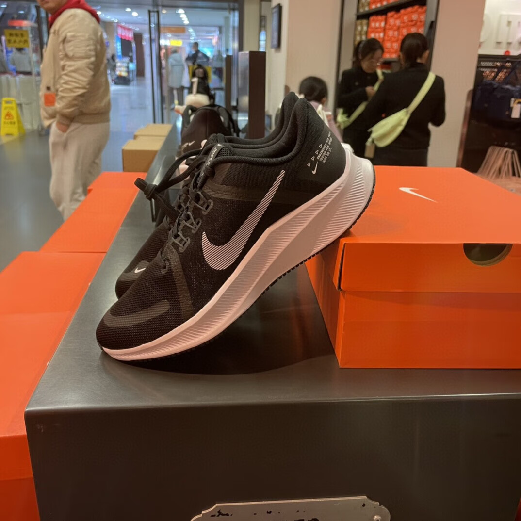 55a78cca69976f93.jpg