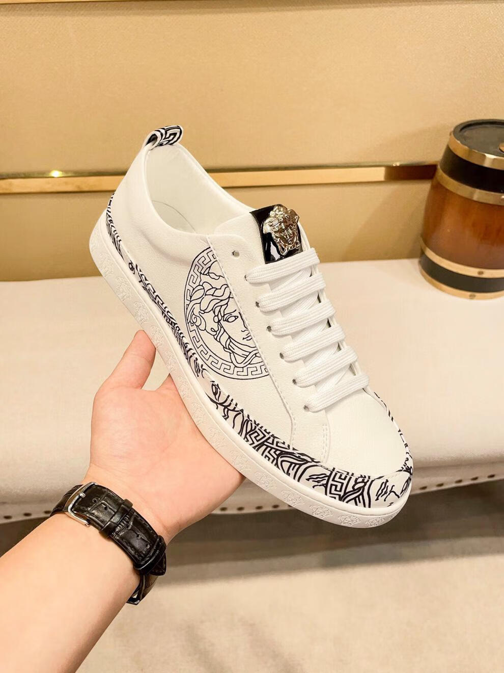 凯撒(kaiser)欧洲站瓦萨琪男鞋美杜莎小白鞋透气美人