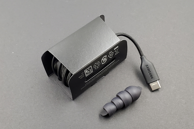 三星s21耳机akg原装s20入耳式zflip3手机note10s22耳机typec原装耳机