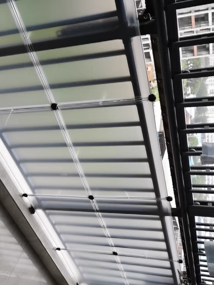 阳台围栏遮挡板隐私挡板遮雨防雨防风防晒护栏围板遮雨板封闭窗户 j86