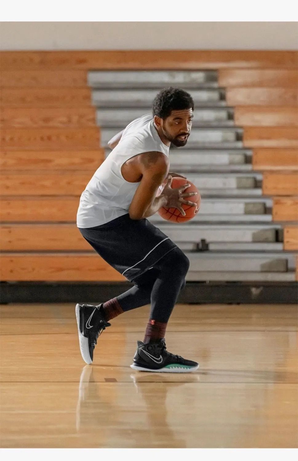 高品质7代黑白外星人全明星kyrie 7中国年电影艺术主题篮球鞋汽车充电