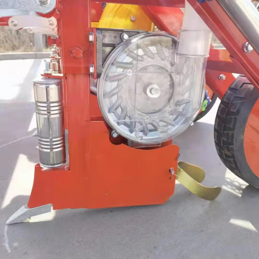 新款玉米播种机小四轮 悬浮式玉米精播机拖拉机四轮带免耕播种施肥