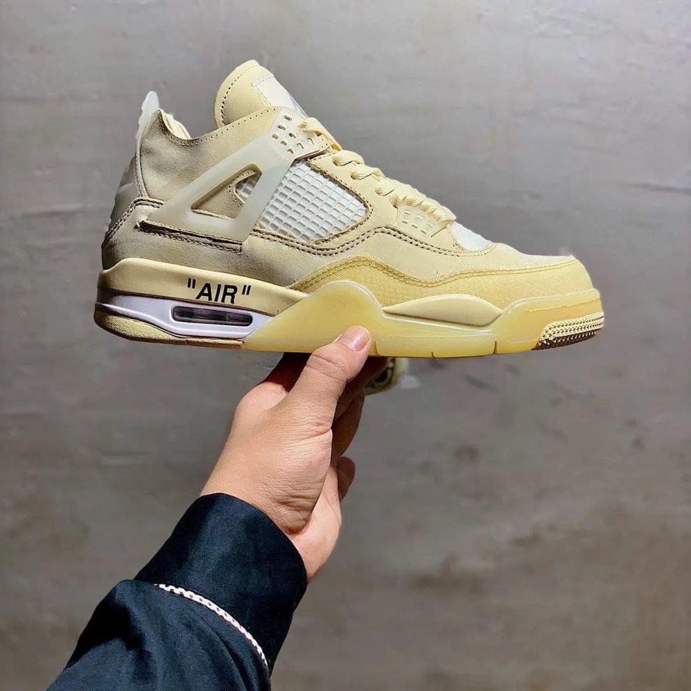 官方灰白款4款冰淇淋奶白帆减震气垫休闲运动篮球鞋定制款 aj4黑水泥