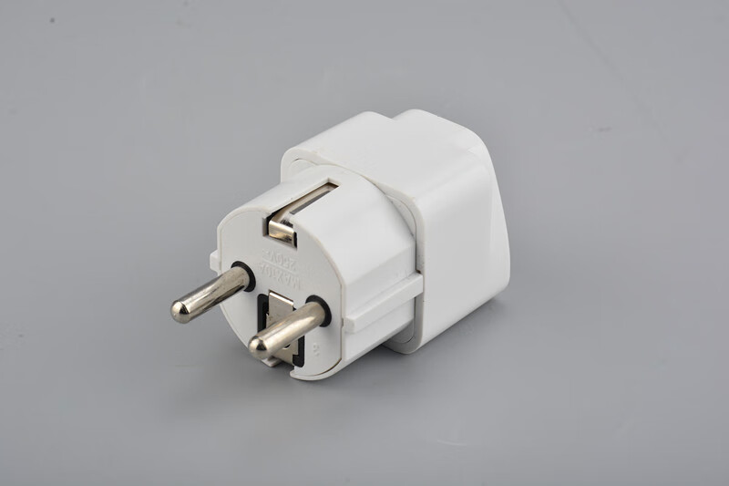 俄罗斯泰国越南巴厘岛印尼欧式圆形圆头插座旅游插头转换器充电用普通