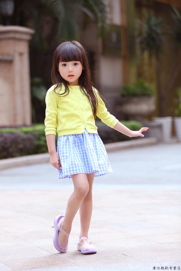 迪卡骆儿童洞洞鞋 玛丽珍凉鞋 女童变色果冻鞋防滑沙滩鞋夏季亲子款