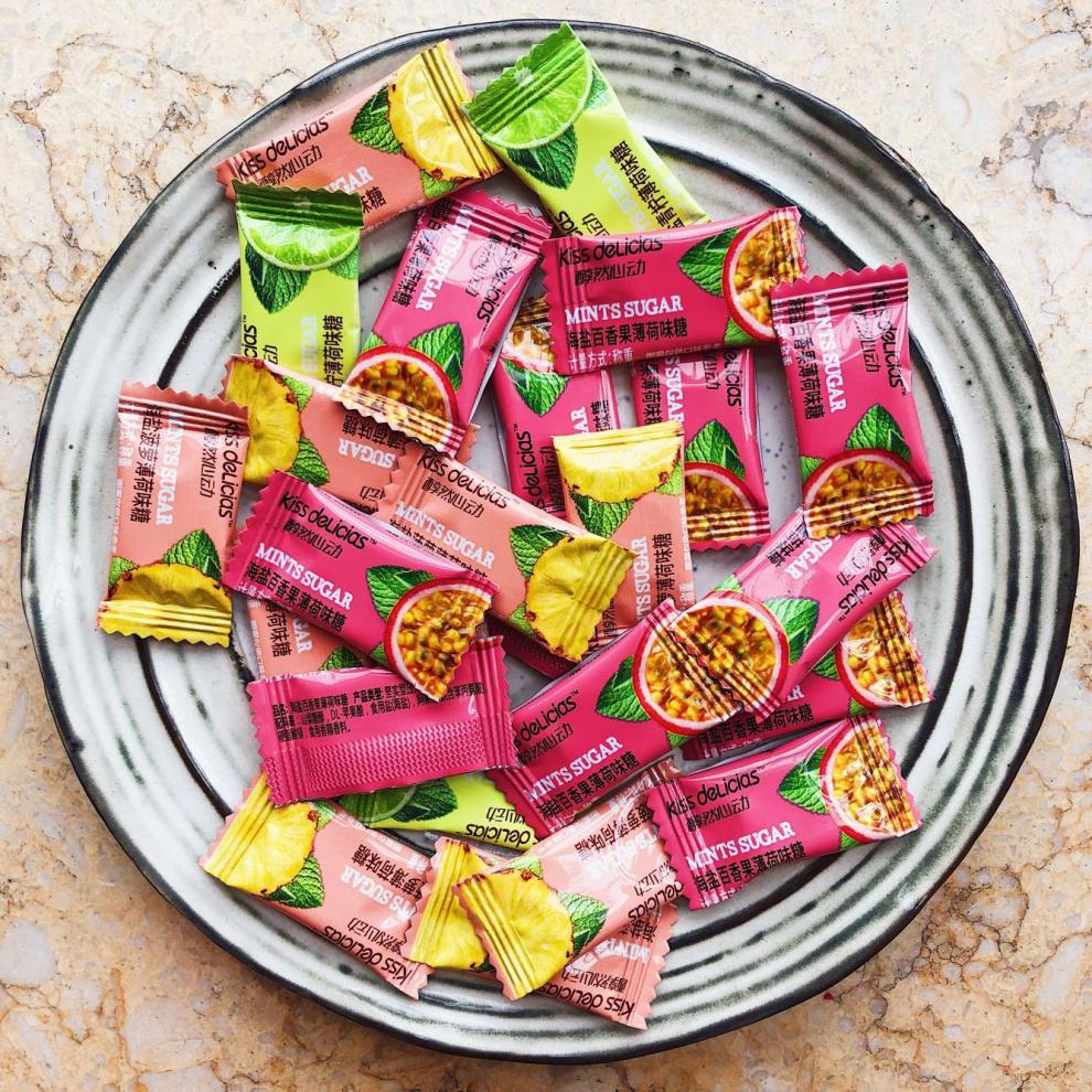 薄荷糖果网红kiss糖零食樱花玫瑰海盐接吻清口含片散装玫瑰荔枝味250g