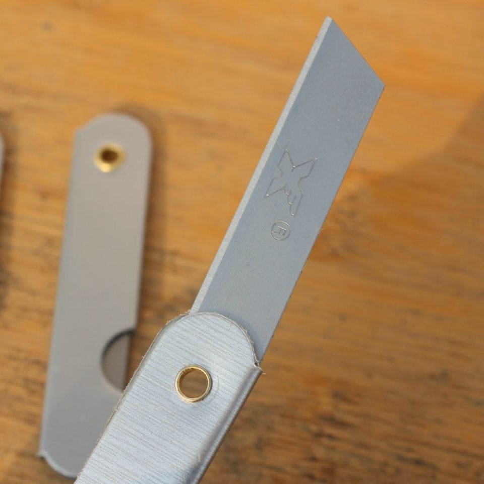 婕染不锈钢小刀铅笔刀学生削笔刀美工小刻刀裁纸刀8090后经典老式小刀