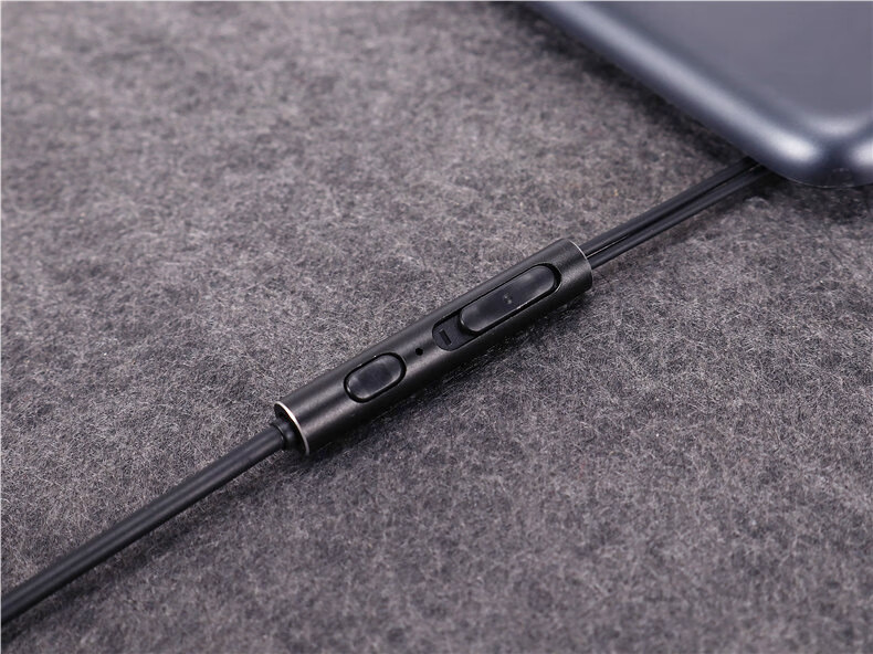 勉茂森海塞尔同款半入耳式耳机重低音运动降噪手机线控通话带麦通用