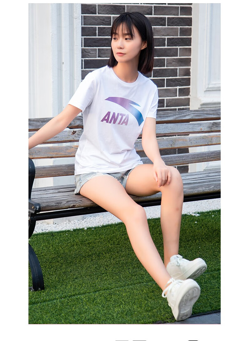 安踏女短袖t恤2022夏季新款女装速干透气logo上衣休闲运动上衣t恤奶昔