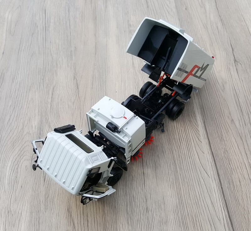 原厂东风福龙马洗扫车模型1:35福龙马环境清扫车洗扫地车合金模型