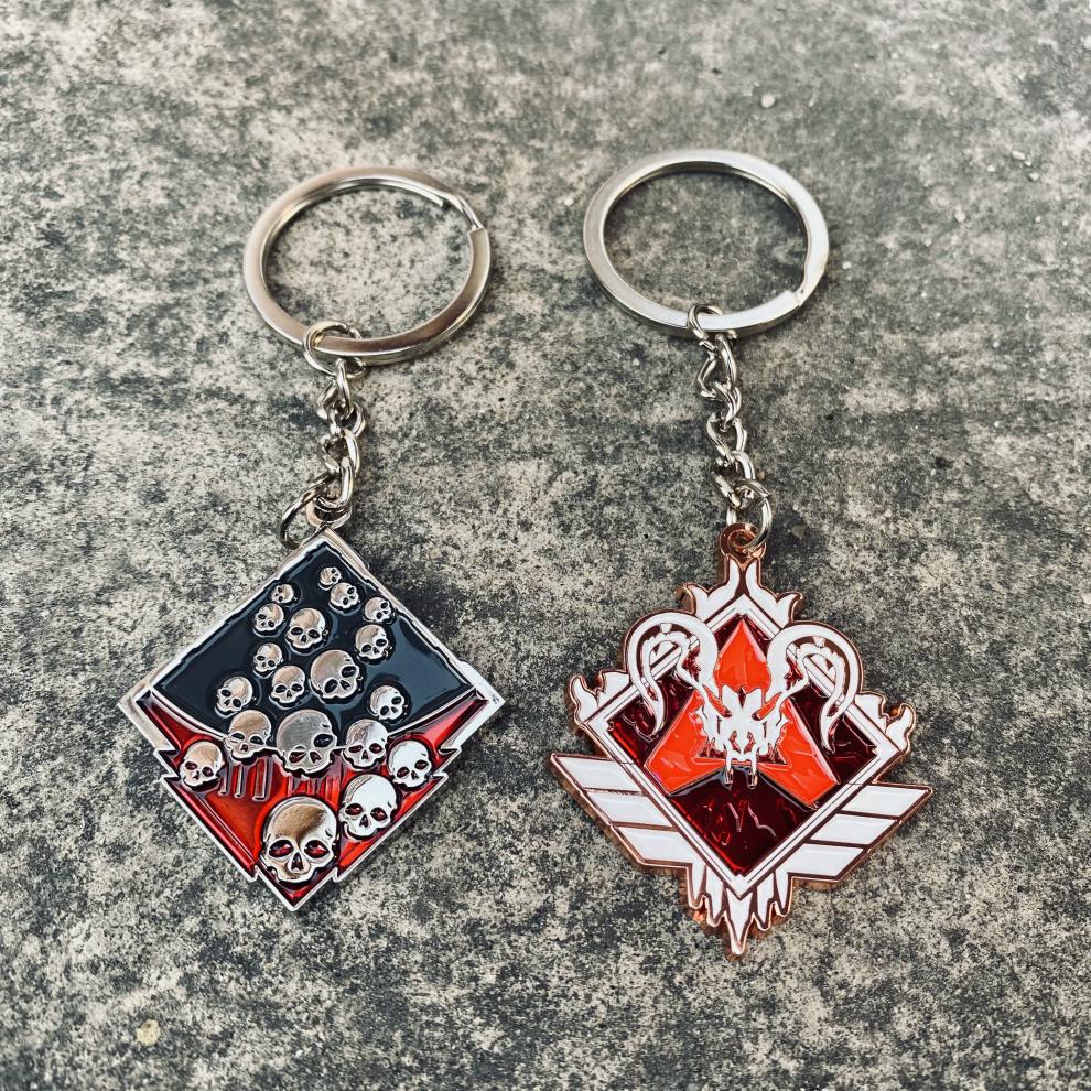 神孩子ape英雄周边金属猎杀顶猎钥匙扣双锤骷髅海排位徽章小挂件小