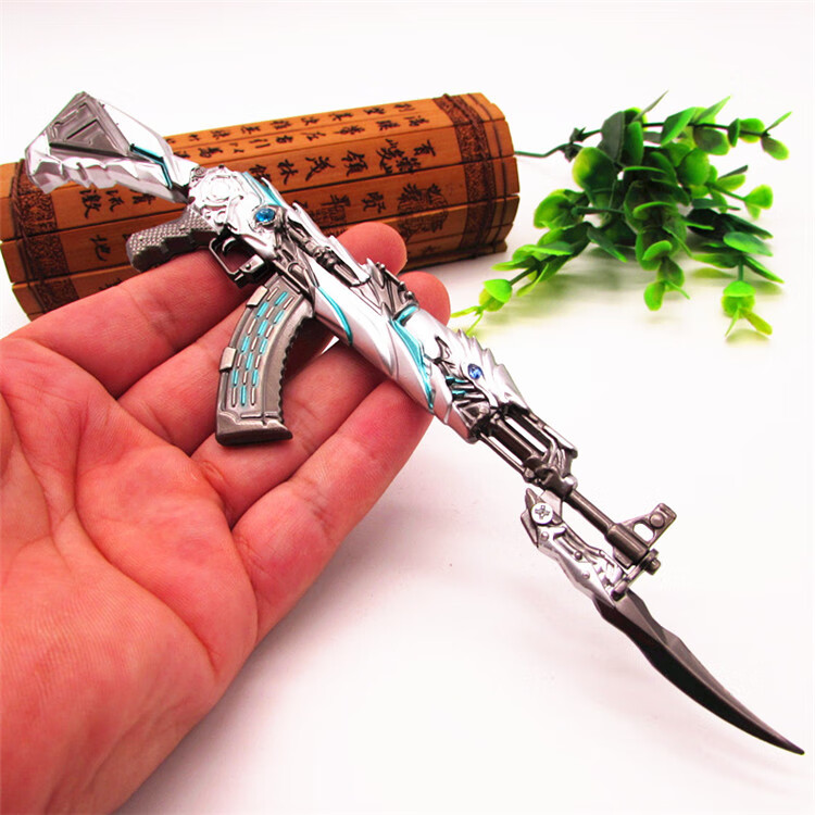 cf穿越火线英雄武器王者之影之魄之心无影雷神玩具枪 14cm无影沙鹰