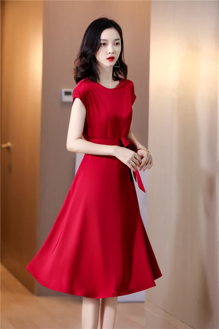 女夏品牌女装新款收腰显瘦气质纯色中长款裙子真丝大红l100115斤